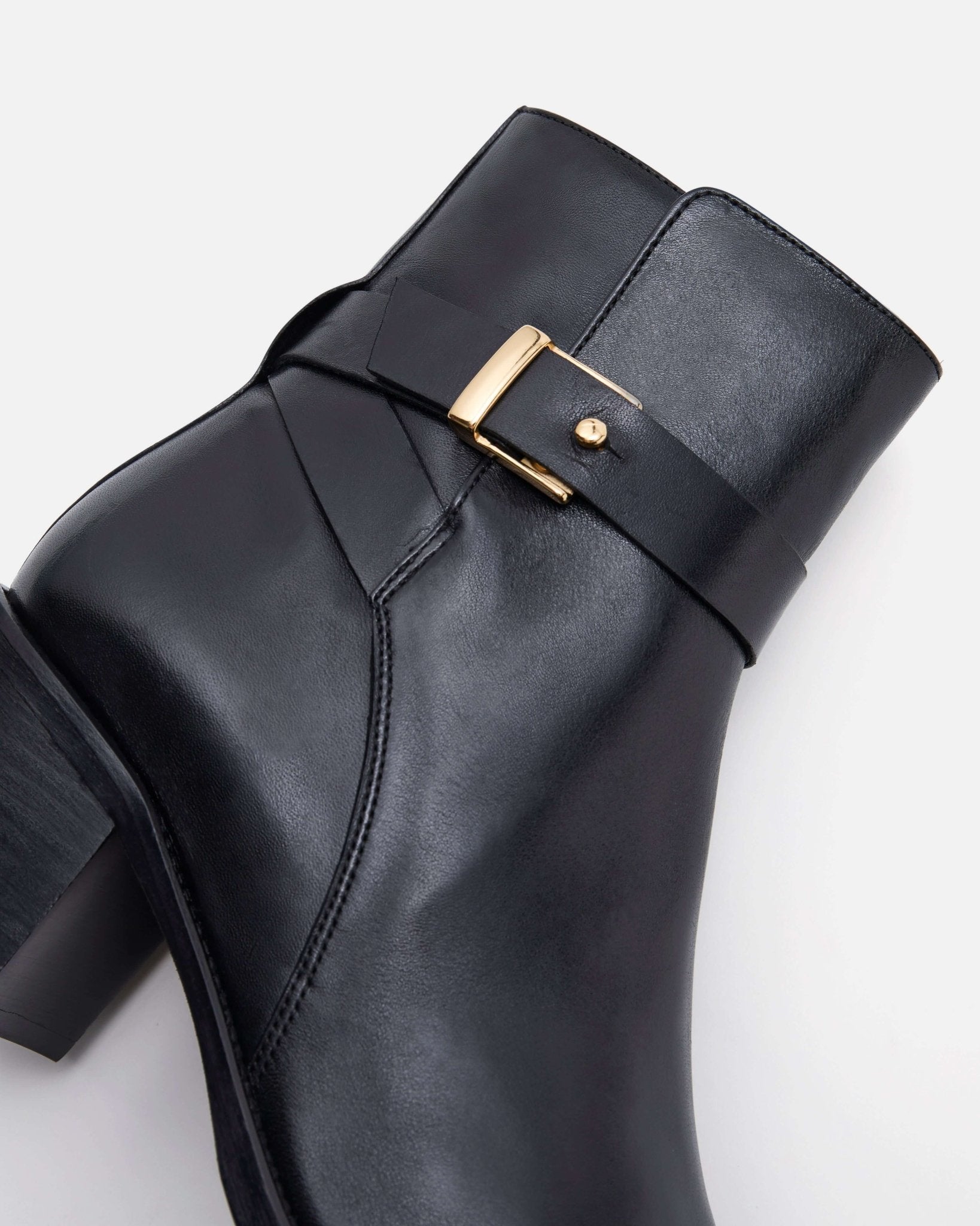 BOTTINES EMMA NOIR - minelli.fr