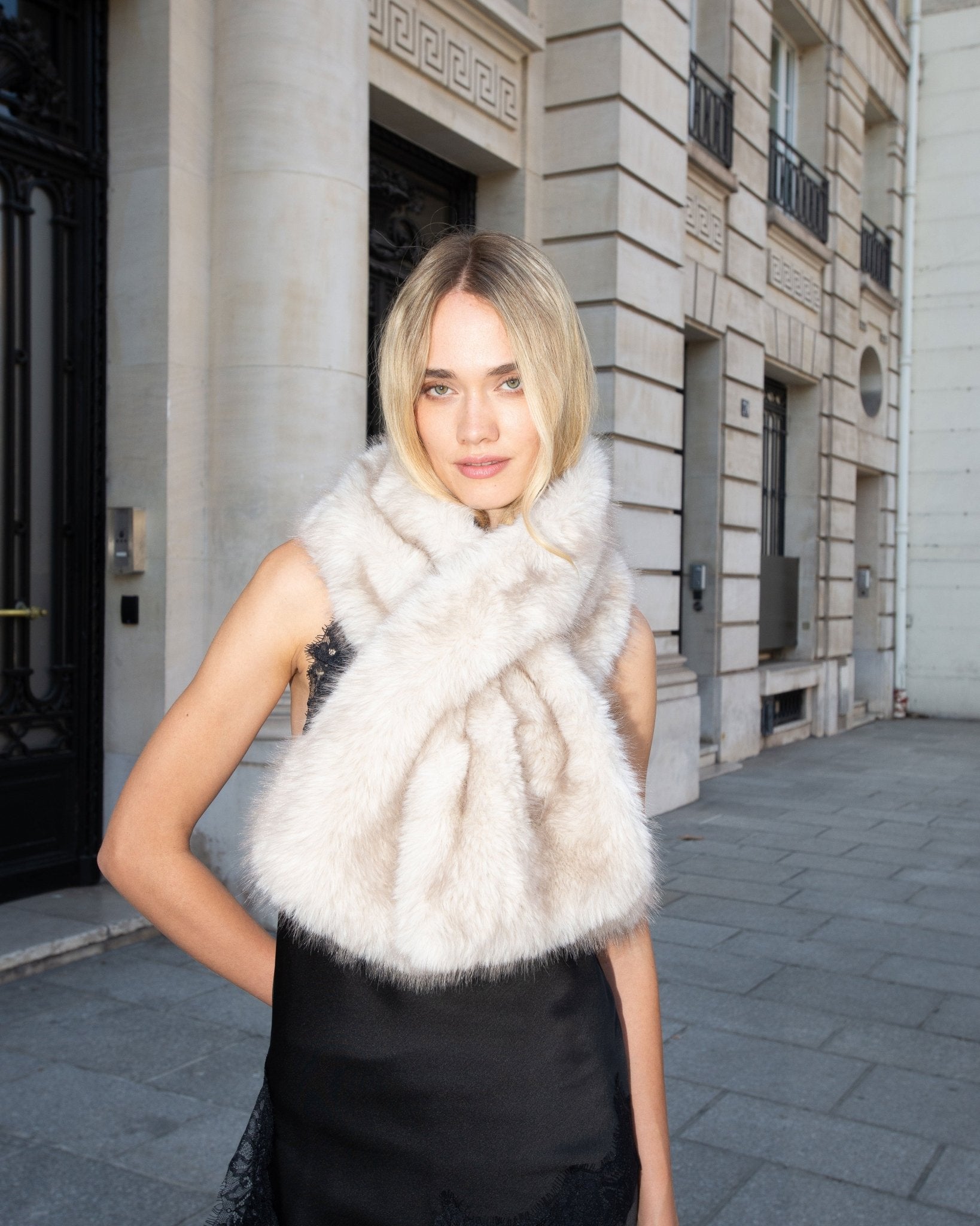 ECHARPE AXELLE ECRU - minelli.fr