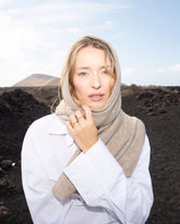 ECHARPE ESMIRE CACHEMIRE BEIGE - minelli.fr