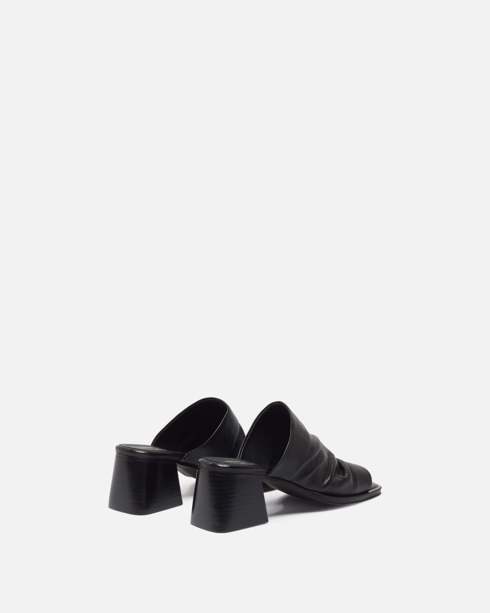 MULES DELMA NOIR - minelli.fr